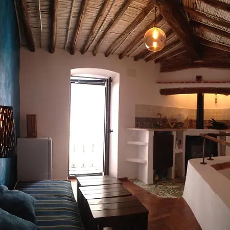 Casas De La Juderia, Juderia Nueva Caces