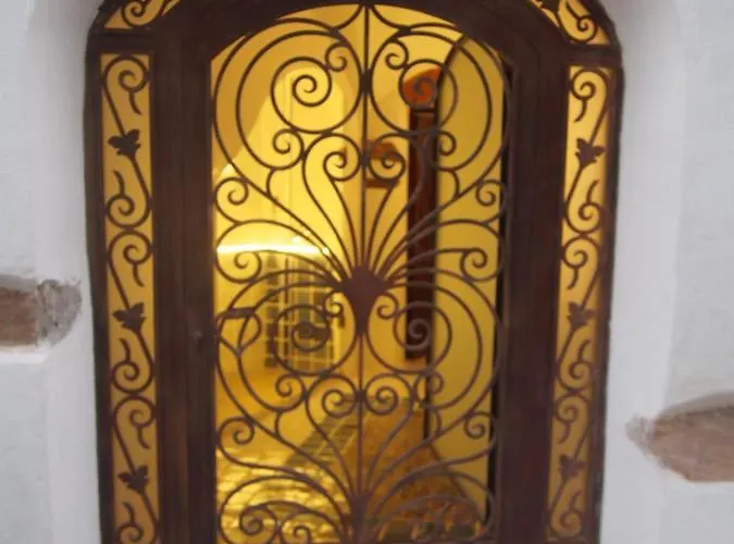 Casas De La Juderia, Juderia Nueva * Caces